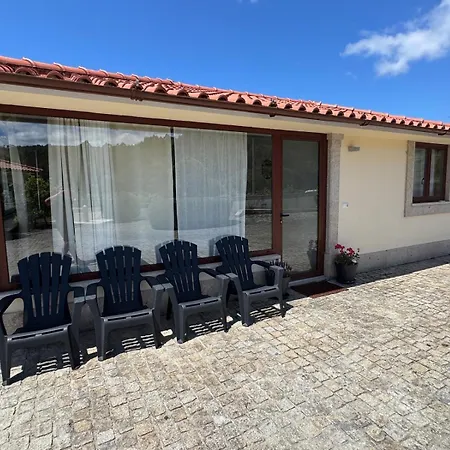 Oliveira's Little House