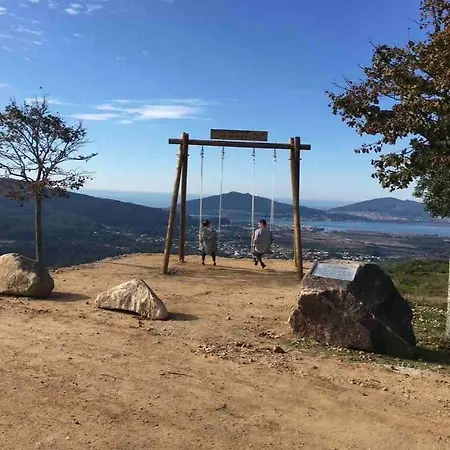 Oliveira's Little House