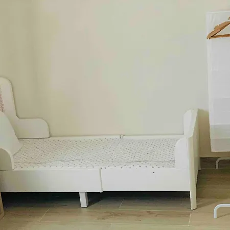 Oliveira's Little House * Caminha