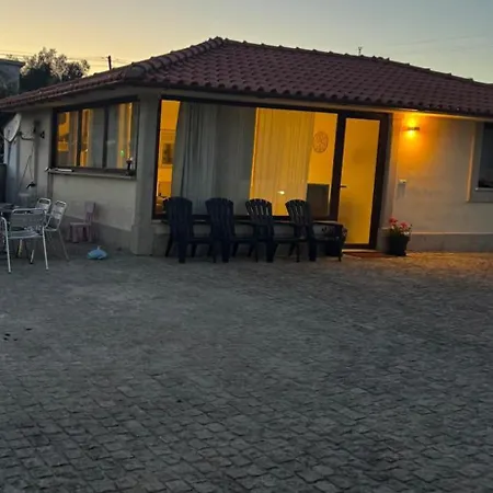 Oliveira's Little House