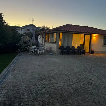 Oliveira's Little House *