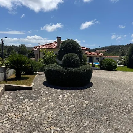 Oliveira's Little House * Caminha