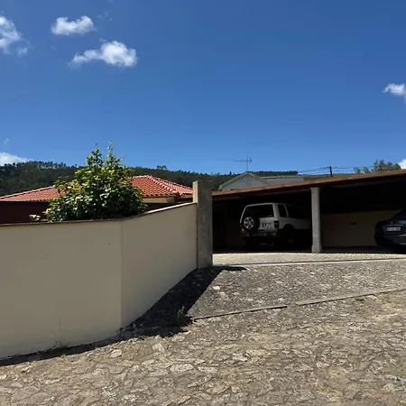 Oliveira's Little House