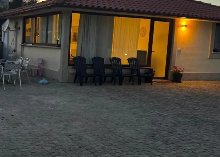 Oliveira's Little House