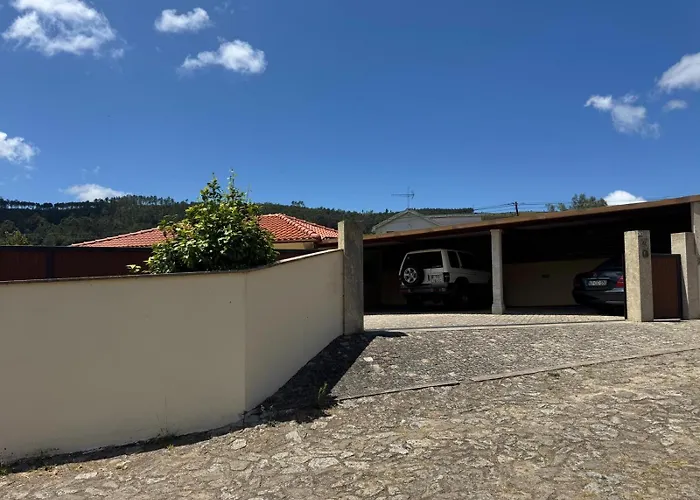 Oliveira's Little House